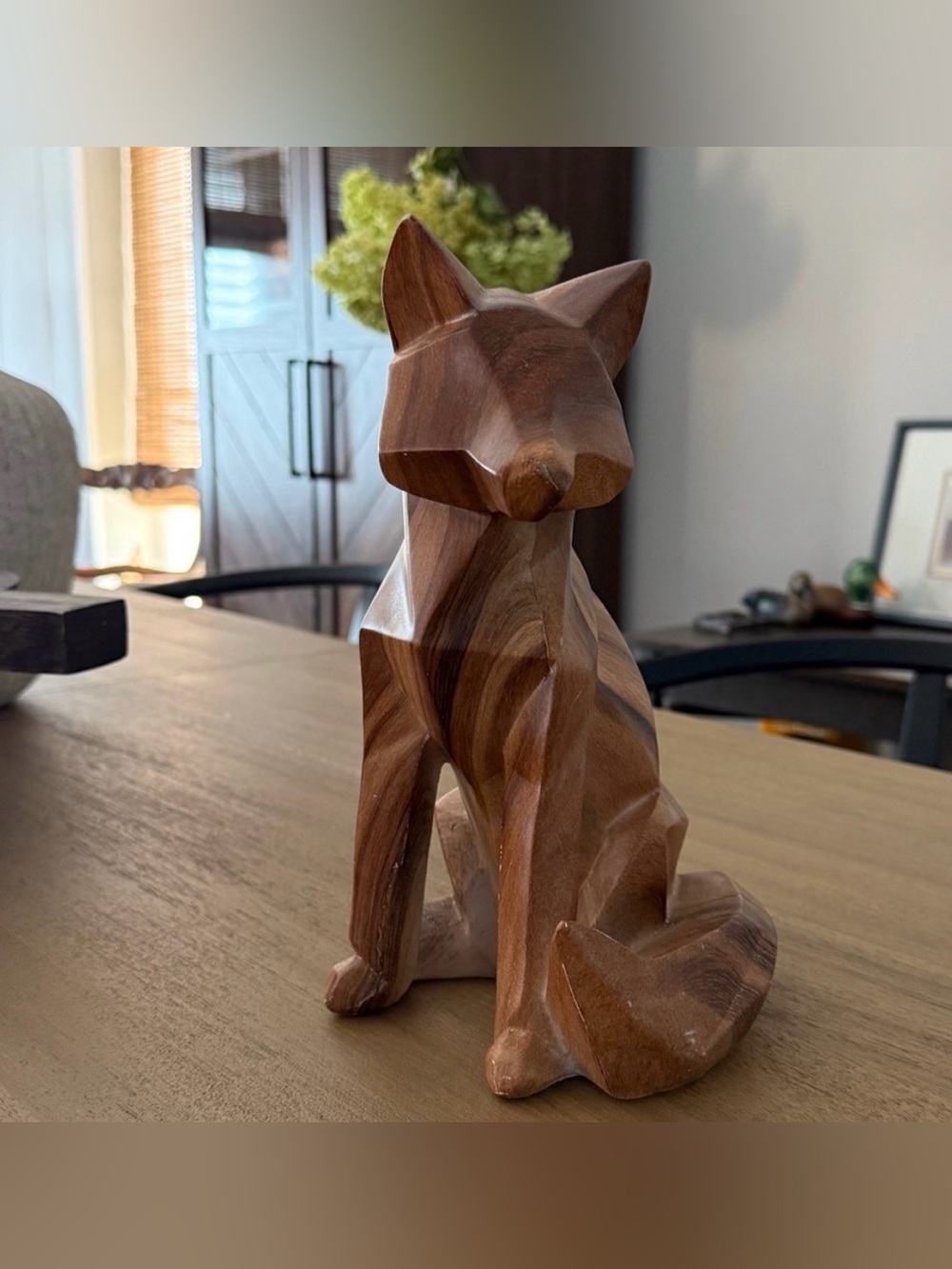 GEOMETRIC FOX SCULPTURE